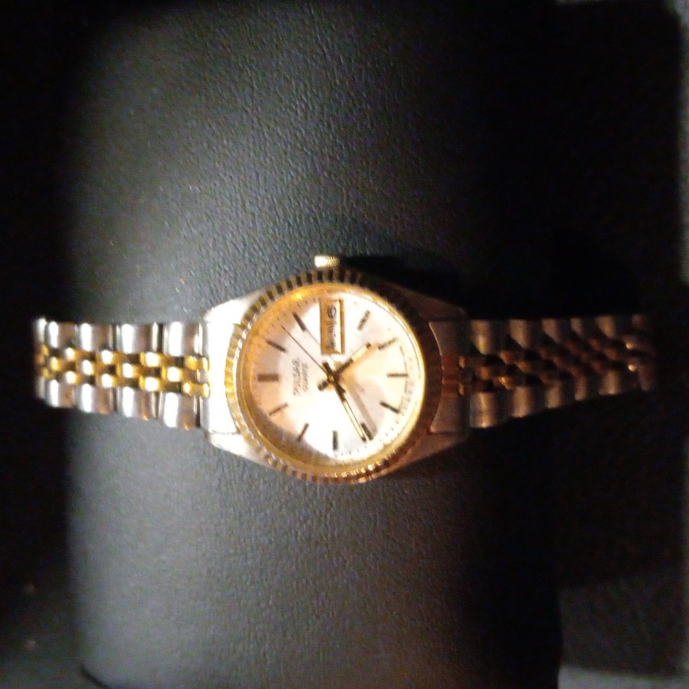 Womens watch